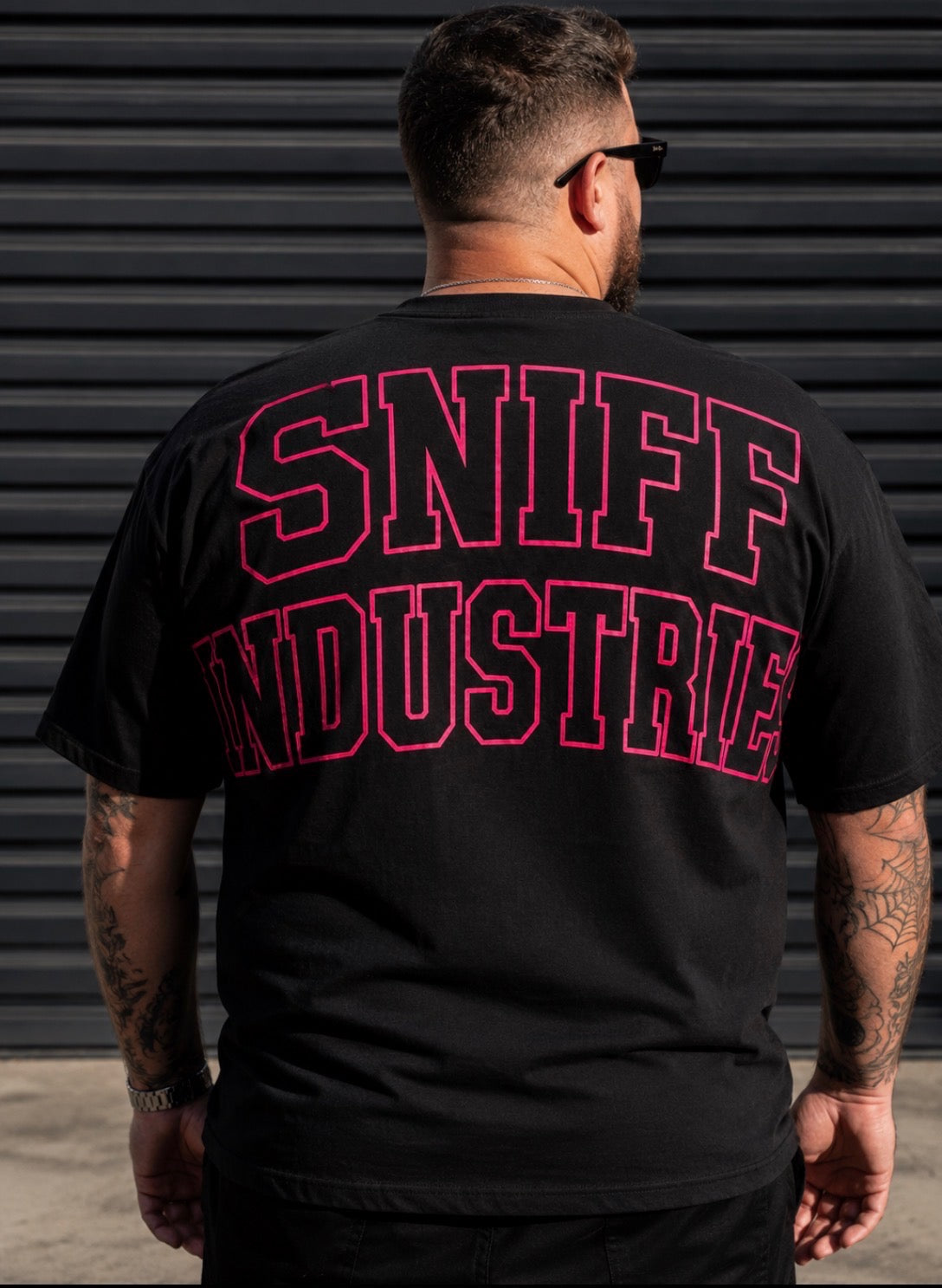 Sniff Industries Tee – Black/Pink